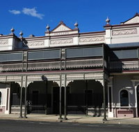 Warwick Hotel - Kingaroy Accommodation