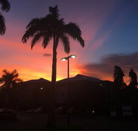 Blue Moon Grill - Kingaroy Accommodation