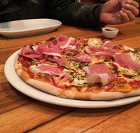 11 Inch Pizza Little Collins - Kingaroy Accommodation