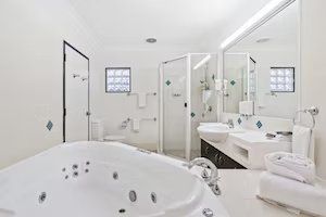 The Coffee House Apartments & Bistro - Kingaroy Accommodation 7