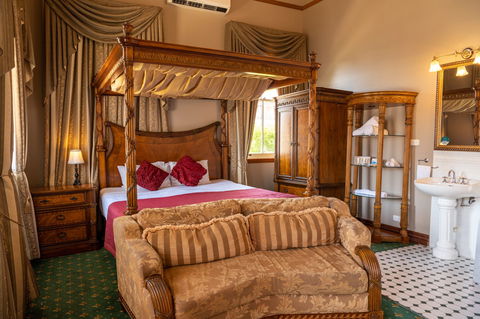 Denison Boutique Hotel - Kingaroy Accommodation 7