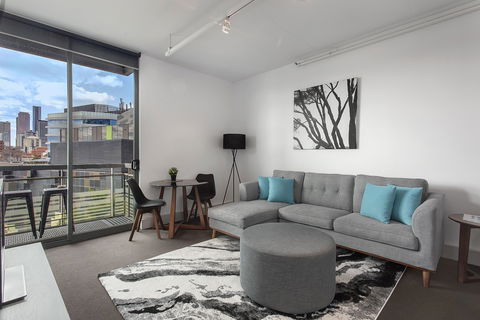 Docklands Private Collection - Kingaroy Accommodation 10