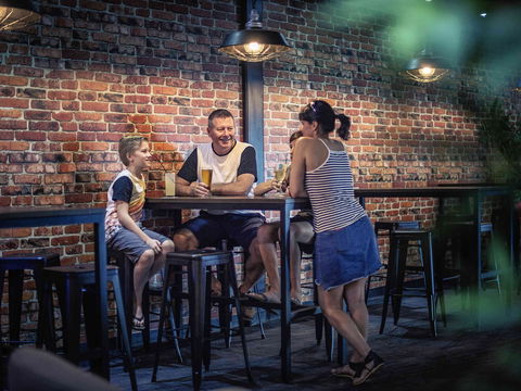Mercure Kakadu Crocodile Hotel - Kingaroy Accommodation 3