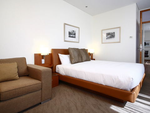 Novotel Canberra - Kingaroy Accommodation 5