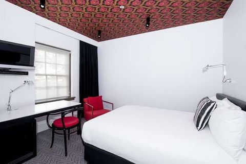Peppers Gallery Hotel, Canberra - Kingaroy Accommodation 2