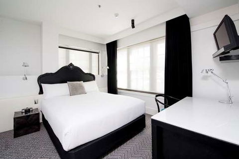Peppers Gallery Hotel, Canberra - Kingaroy Accommodation 4