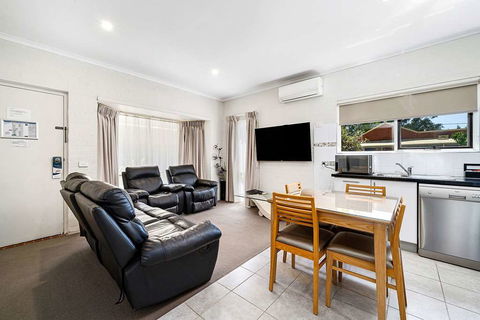 Comfort Inn Coach & Bushmans - Kingaroy Accommodation 16