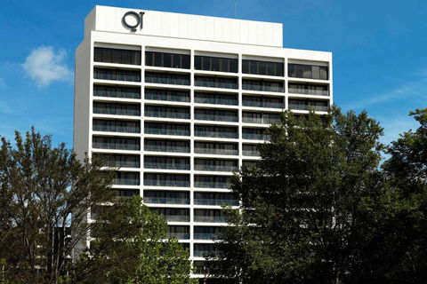 QT Canberra - Kingaroy Accommodation 0
