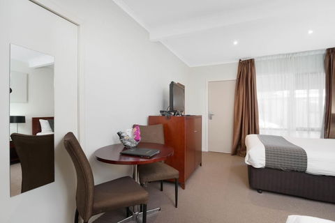 New Crossing Place Motel - Kingaroy Accommodation 11