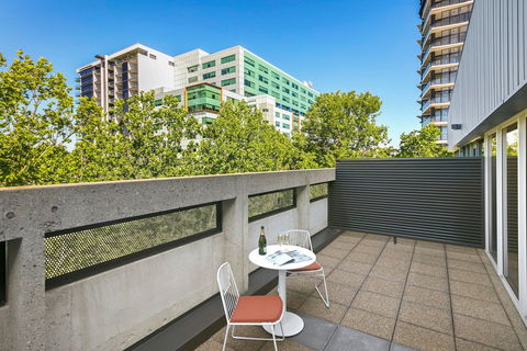 Quest Canberra City Walk - Kingaroy Accommodation 3