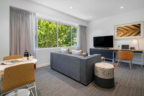 Quest Canberra City Walk - Kingaroy Accommodation 7