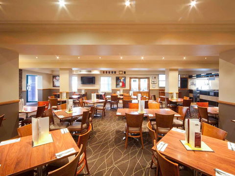 Mercure Canberra Hotel - Kingaroy Accommodation 3
