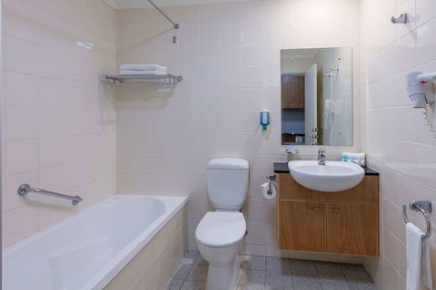 Nesuto Canberra Apartment Hotel - Kingaroy Accommodation 4