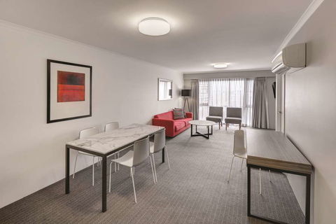 Adina Serviced Apartments James Court - Kingaroy Accommodation 5