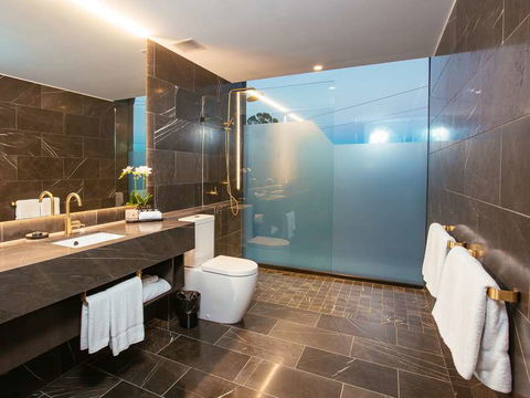 Eatons Hill Hotel - Kingaroy Accommodation 2