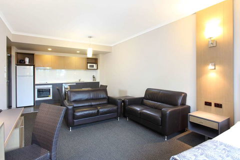 Brisbane International - Virginia - Kingaroy Accommodation 11
