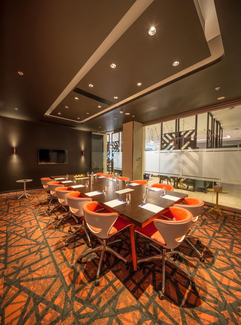 Holiday Inn Express Adelaide City Centre - Kingaroy Accommodation 11