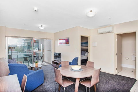 Hume Serviced Apartments - Kingaroy Accommodation 14
