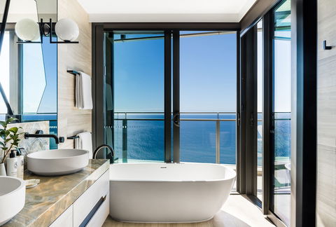 Langham, Gold Coast & Jewel Residences - Kingaroy Accommodation 5