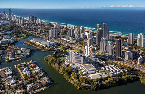 The Star Grand Hotel, Gold Coast - Kingaroy Accommodation 2