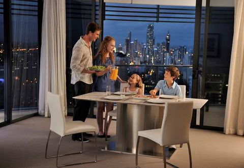Peppers Broadbeach - Kingaroy Accommodation 4
