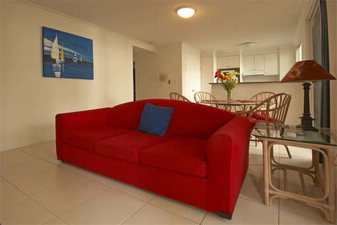 Santorini Holiday Apartments - Kingaroy Accommodation 1