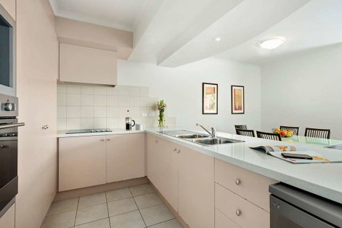 Comfort Apartments Royal Gardens - Kingaroy Accommodation 9