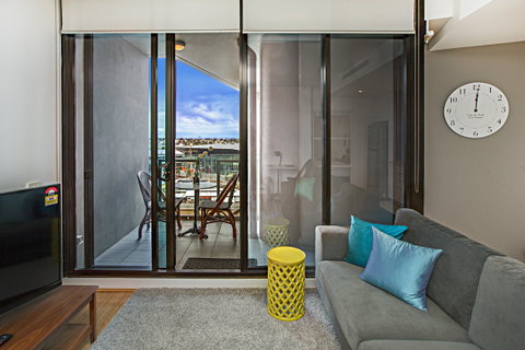 Melbourne Hotel Apartment Flinders Wharf - Kingaroy Accommodation 9