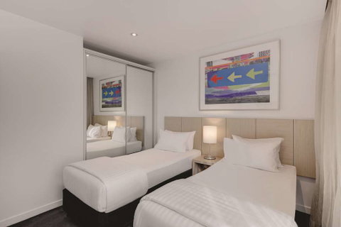 Travelodge Melbourne Docklands - Kingaroy Accommodation 5