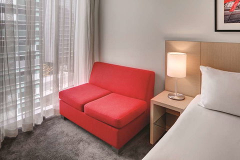 Travelodge Melbourne Docklands - Kingaroy Accommodation 14