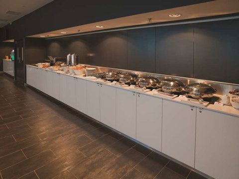 Travelodge Melbourne Docklands - Kingaroy Accommodation 16