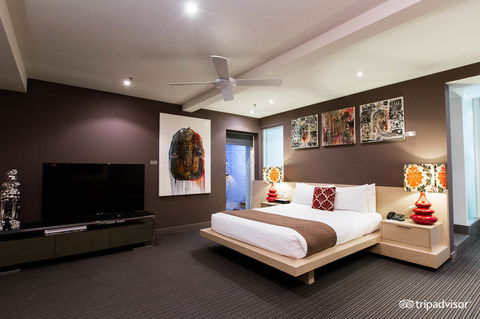 Tolarno Hotel - Kingaroy Accommodation 9