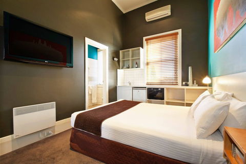 Tolarno Hotel - Kingaroy Accommodation 11