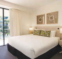 Oaks Seaforth Resort - Kingaroy Accommodation