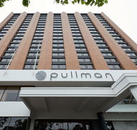 Pullman Melbourne on the Park - Kingaroy Accommodation