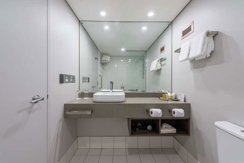 DoubleTree By Hilton Hotel Alice Springs - Kingaroy Accommodation 7