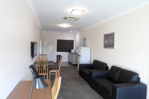 Black Rock Inn - Kingaroy Accommodation 3