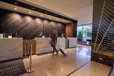 Pullman Melbourne on the Park - Kingaroy Accommodation 2