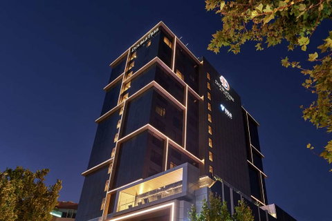 DoubleTree by Hilton Perth Northbridge - Kingaroy Accommodation 0