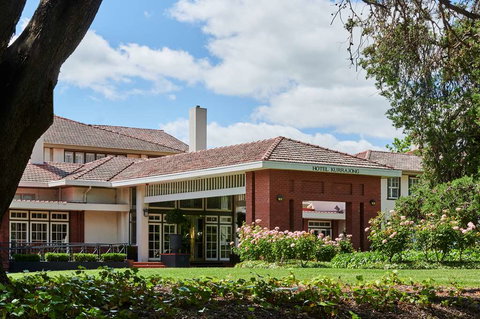 Hotel Kurrajong Canberra - Kingaroy Accommodation 0