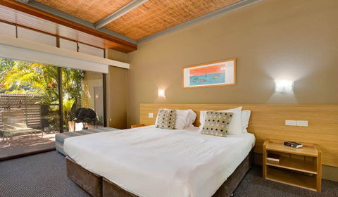 Nautilus Beachfront Villas & Spa - Kingaroy Accommodation 1