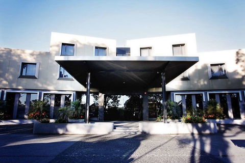 Golden Pebble Hotel - Kingaroy Accommodation 0