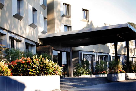 Golden Pebble Hotel - Kingaroy Accommodation 1