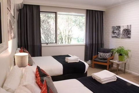Prom Country Lodge - Kingaroy Accommodation 1