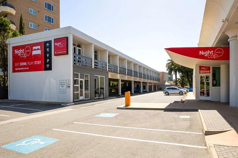 Watermark Glenelg - Kingaroy Accommodation 0