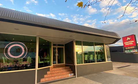 Ashton Townhouse Motel & Suites Tumut - Kingaroy Accommodation 0