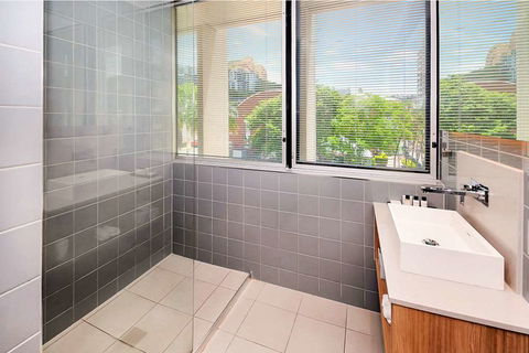 Clarion Hotel Townsville - Kingaroy Accommodation 8