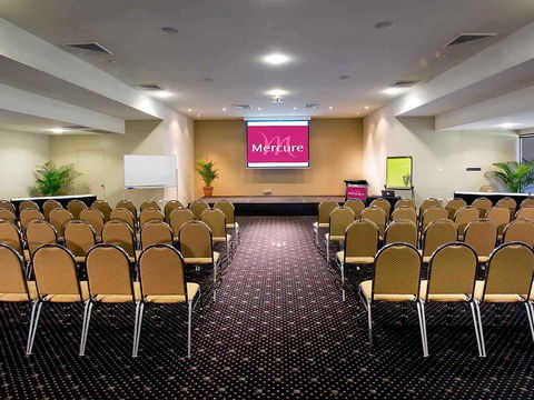 Mercure Townsville - Kingaroy Accommodation 7