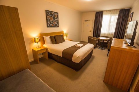 Bairnsdale International - Kingaroy Accommodation 7