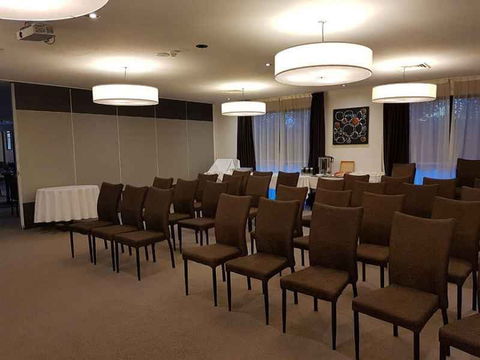 Bairnsdale International - Kingaroy Accommodation 8